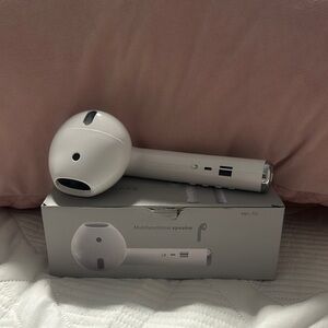 White Multifunctional Speaker
